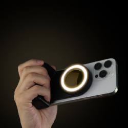 Mobile lighting assistant